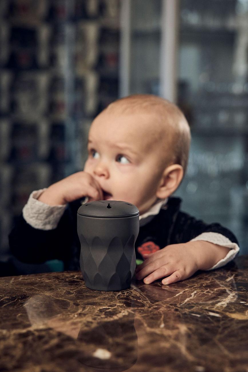 Barnekopp Sugerør & Snack lokk i Silikon - Satin Black