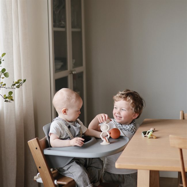 Mushie HexaPop Suction Toy Blush