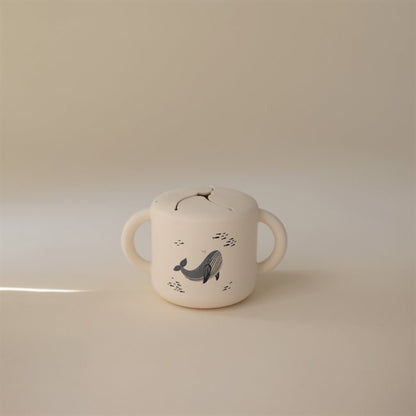 Mushie Snack Kopp Hval