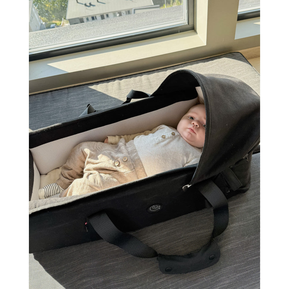 Easygrow Favn 2 Babynest med Kalesje Sand Brown