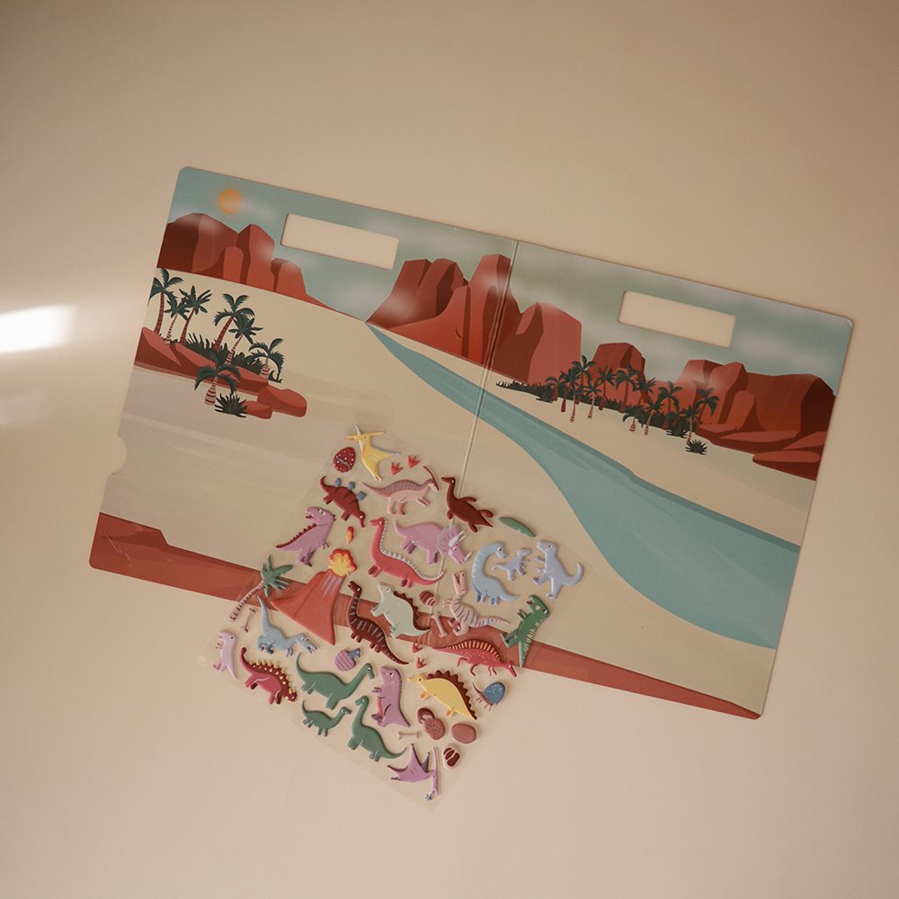 Mushie Gjenbrukbart klistremerkesett Dino